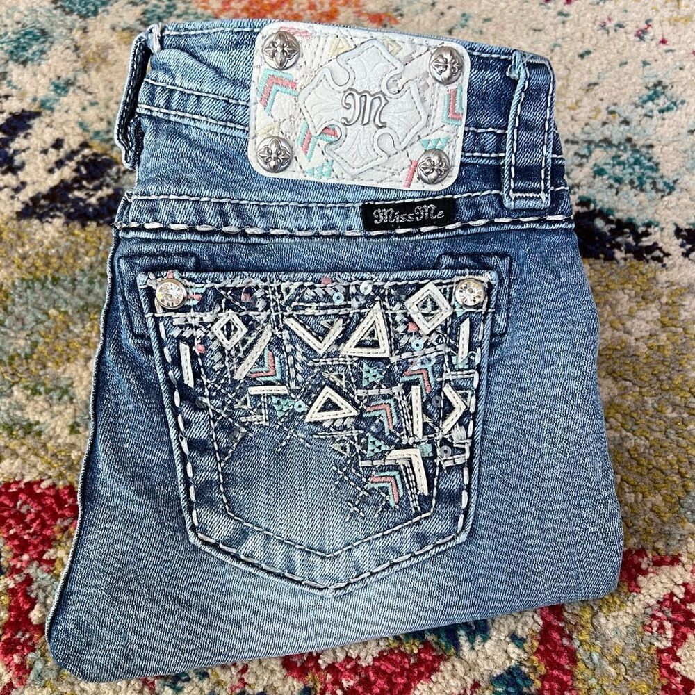 Miss Me Signature Rhinestone Sequin Embellished Cropped Jeans